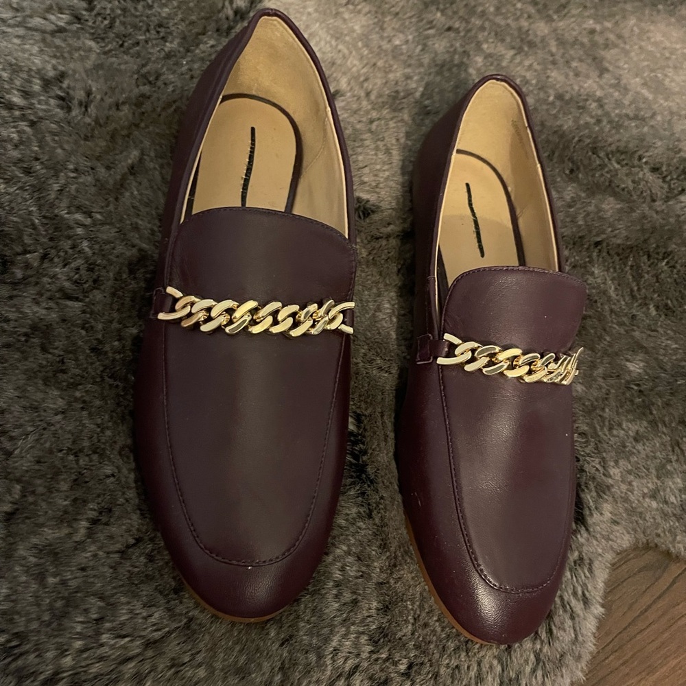Like new: Ann Taylor burgundy chain loafers - Picture 2 of 6